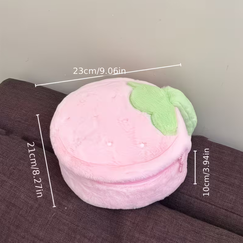 Strawberry-Shaped Plush Large- - Skincare D'Alba recension och pris